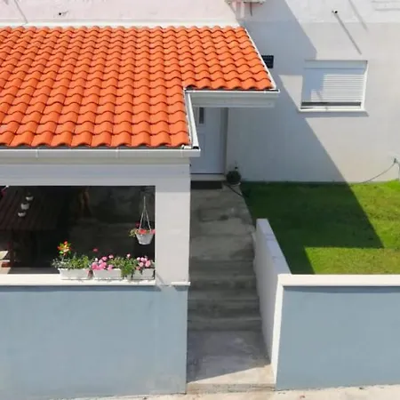 Theodore Apartment