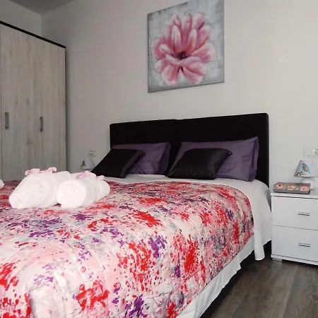 Theodore Apartment Solin